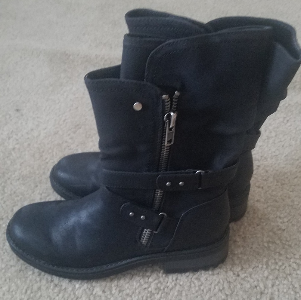 Motorcycle boots